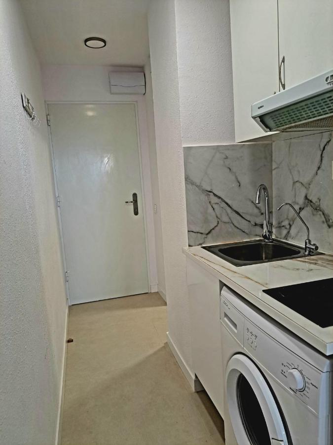 Appartement Comfortable Studio With Sea View à Benidorm Extérieur photo