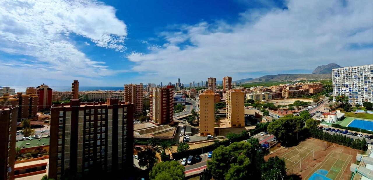 Appartement Comfortable Studio With Sea View à Benidorm Extérieur photo