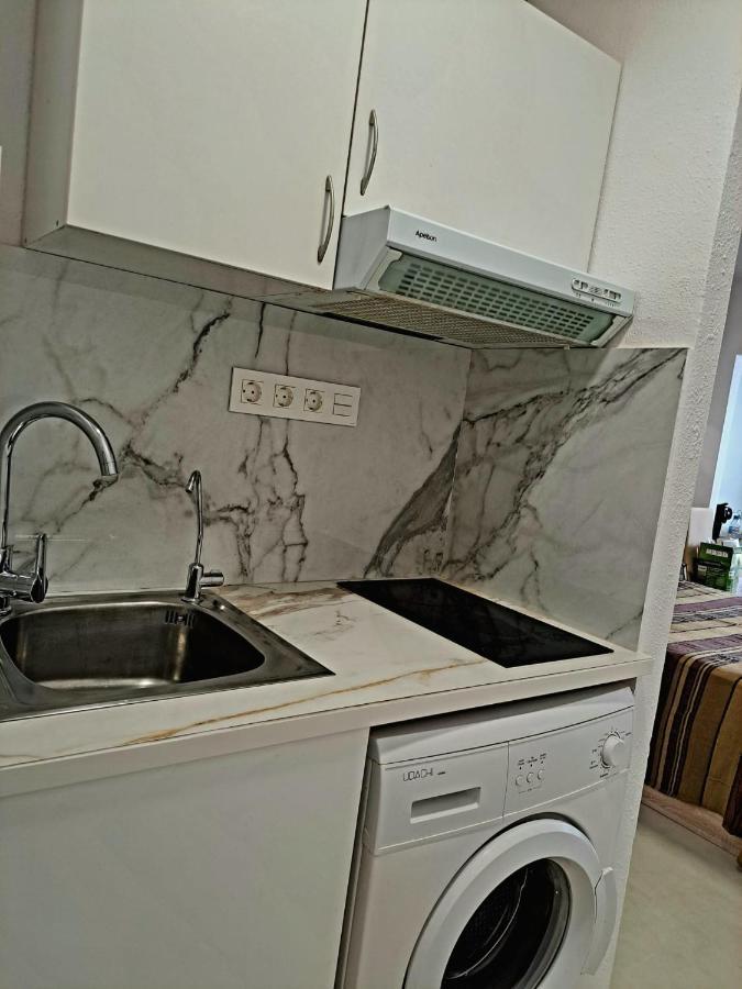Appartement Comfortable Studio With Sea View à Benidorm Extérieur photo