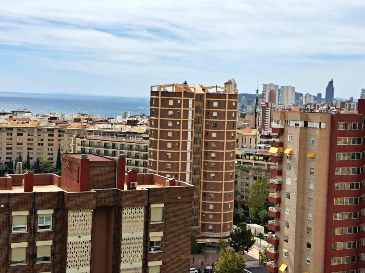 Appartement Comfortable Studio With Sea View à Benidorm Extérieur photo